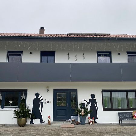 Ferienwohnung Im Idyll 1 Hengersberg Buitenkant foto