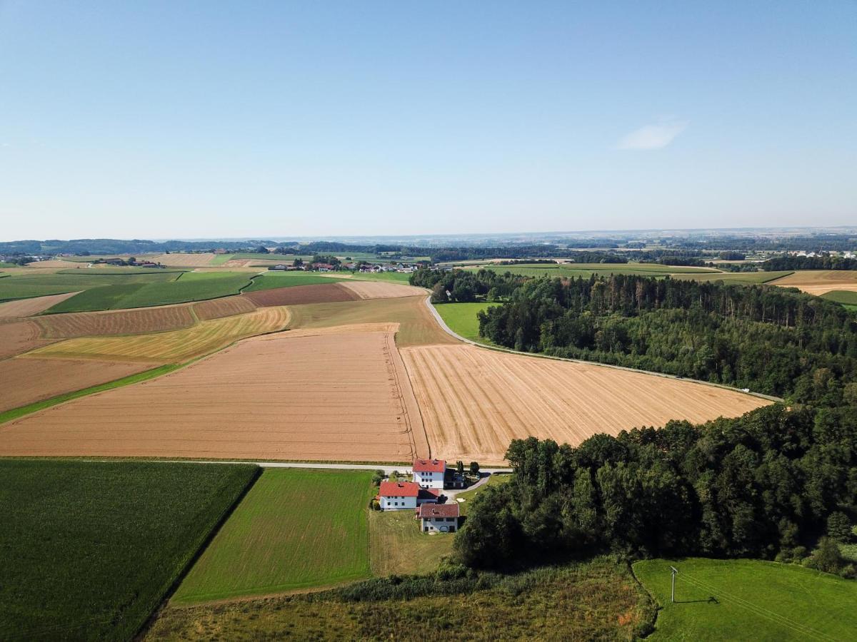 Ferienwohnung Im Idyll 1 Hengersberg Buitenkant foto